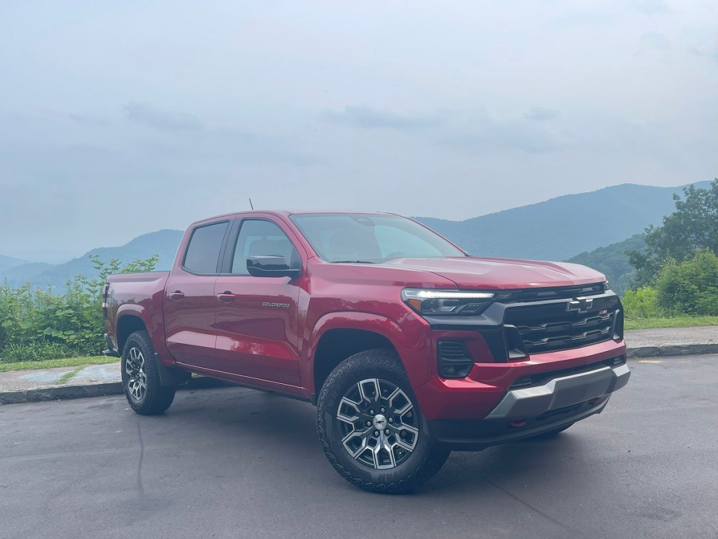 The 2023 Chevy Colorado on a hazy day