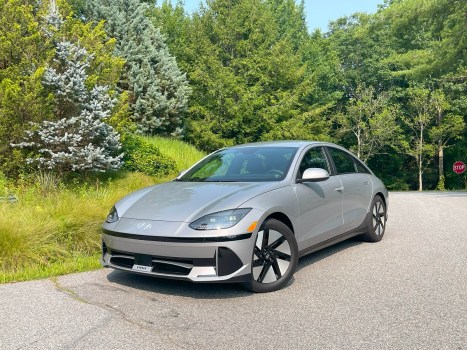 2023 Hyundai Ioniq 6 Review: Electric Excellence at Its Finest