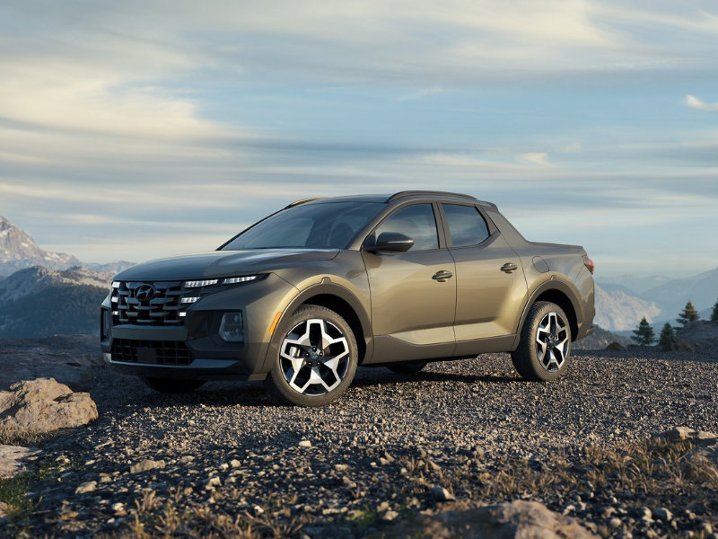 The Hyundai Santa Cruz Is More Popular Than 1 Midsize Truck