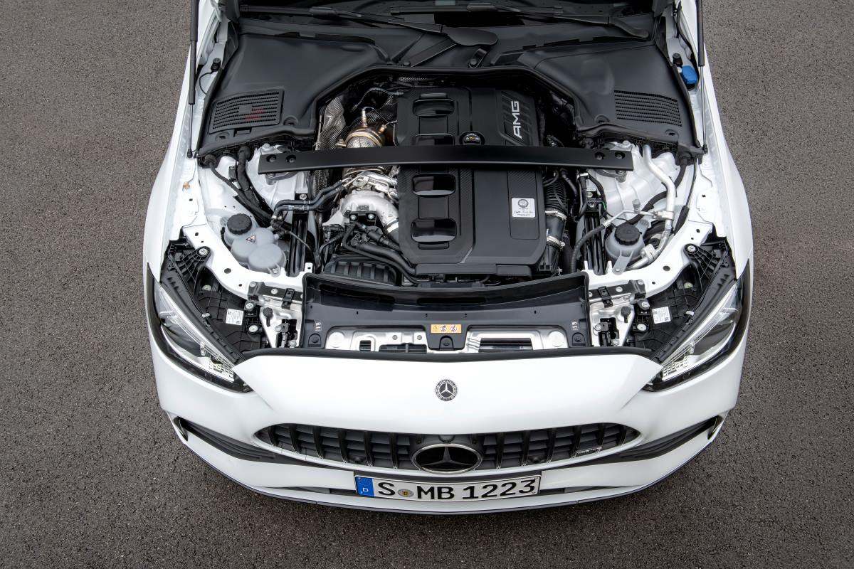 Mercedes-AMG C43 turbocharged four-cylinder engine