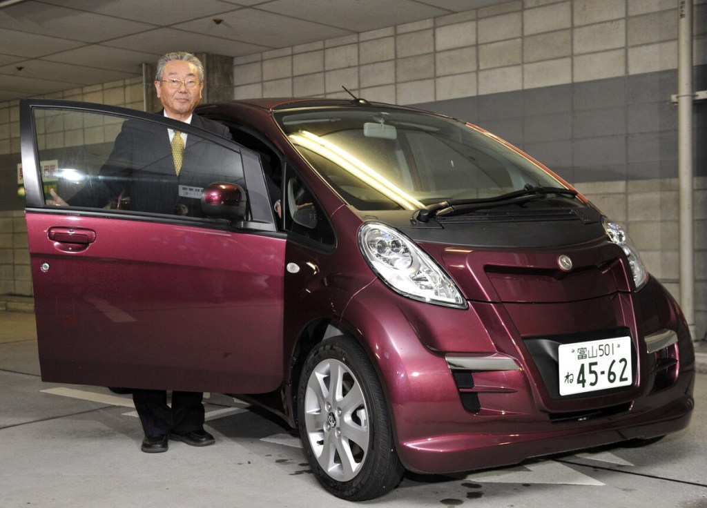 2012 Mitsubishi i-MiEV EV with Mitsuoka Motor chairman Susumu Mitsuoka