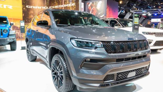 Is Jeep Trying to Nickel and Dime Too Much on the 2023 Compass?