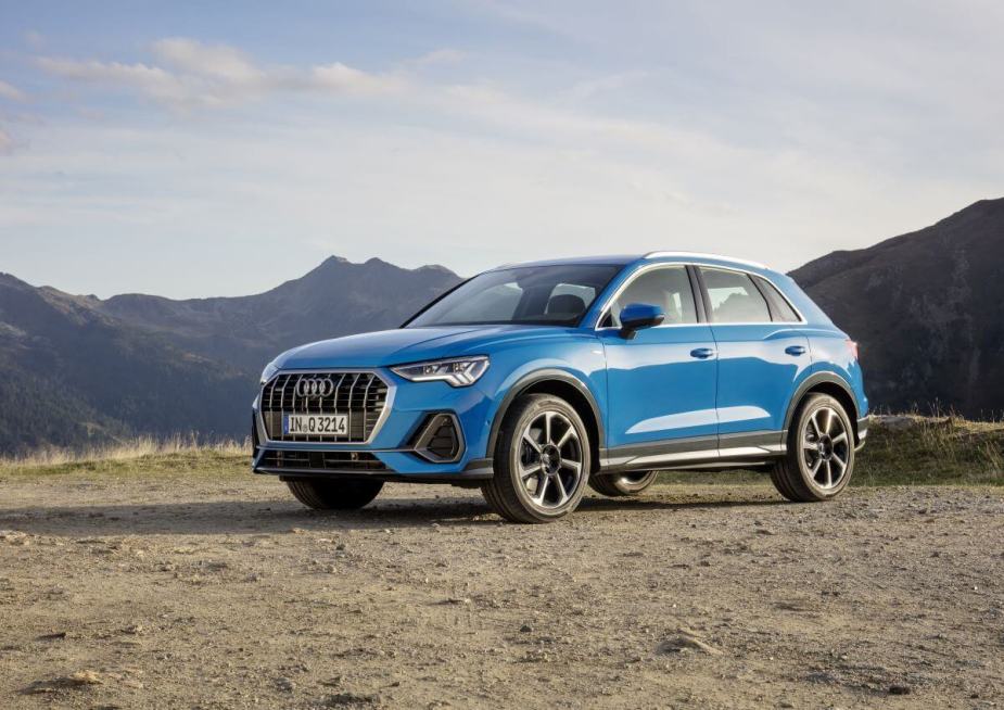 A 2024 Audi Q3 subcompact luxury SUV model in Turbo Blue