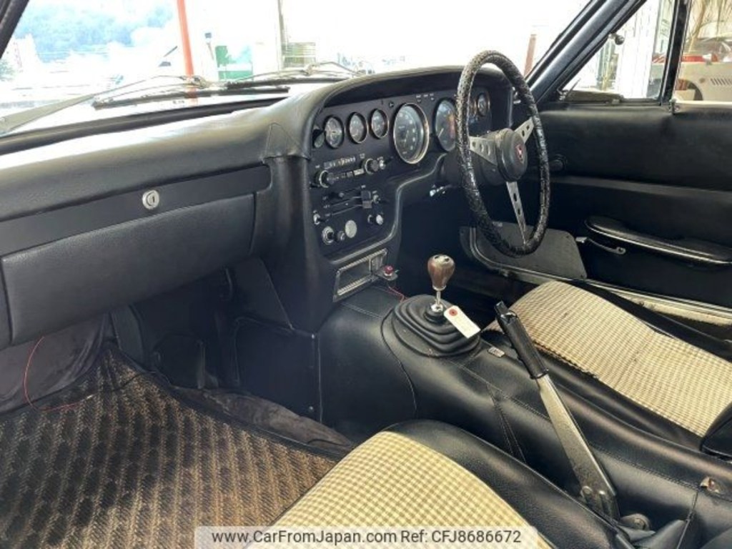 1968 Mazda Cosmo Sport interior detail
