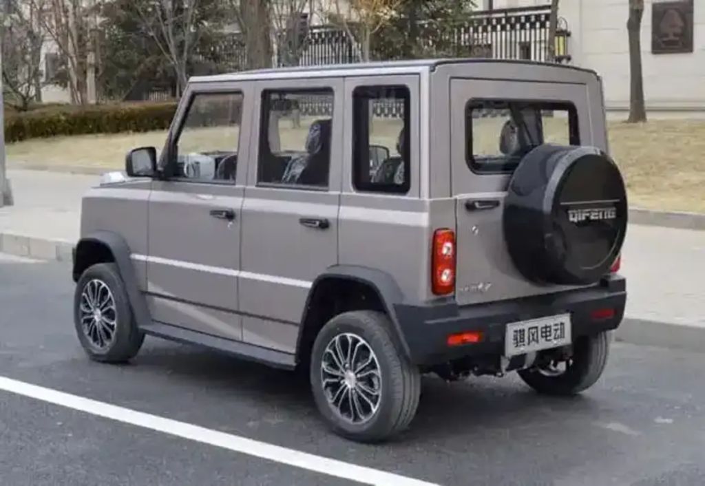 Alibaba G-Wagen knock-off rear 3/4 view