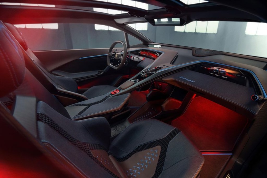 2028 Lamborghini Lanzador SUV interior shot