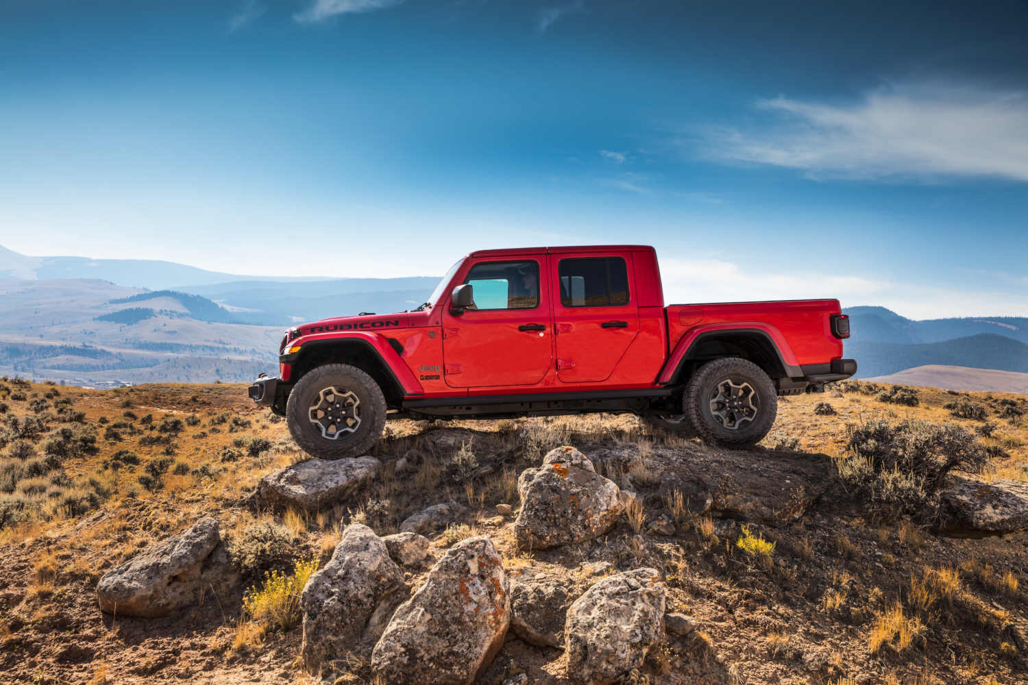This Jeep Gladiator is a reliable pickup truck