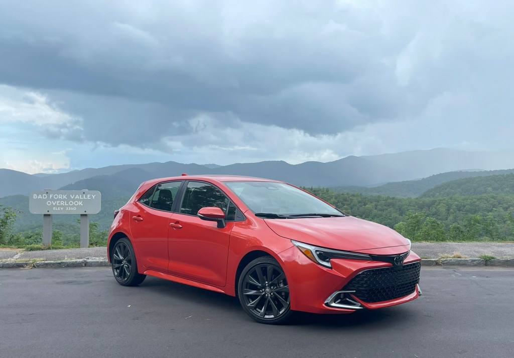 The 2023 Toyota Corolla parked neat a scenic lookout 