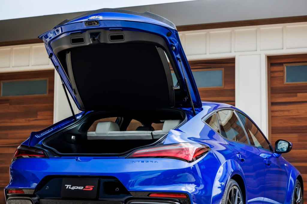 2024 Acura Integra Type S trunk opening