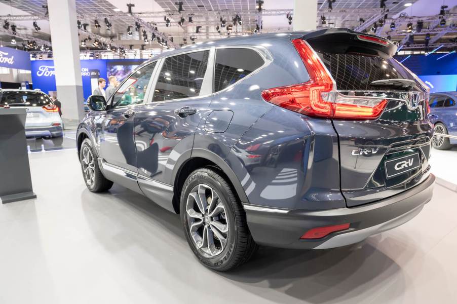 The rear of a Honda CR-V at the Brussels Expo. The 2024 Honda CR-V's price is variable depending on the configuration.