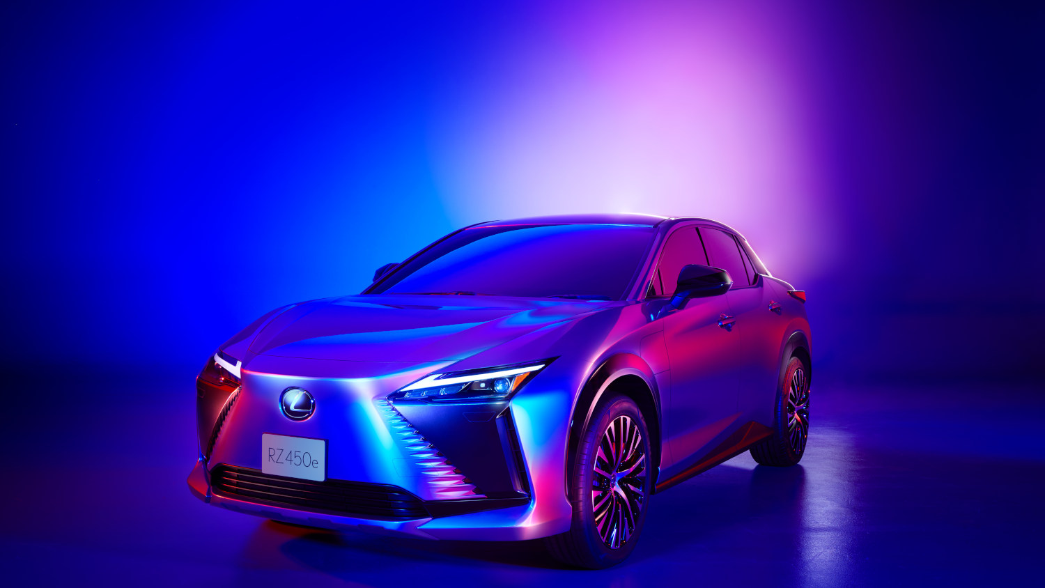 This 2023 Lexus RZ is a great electric luxury SUV