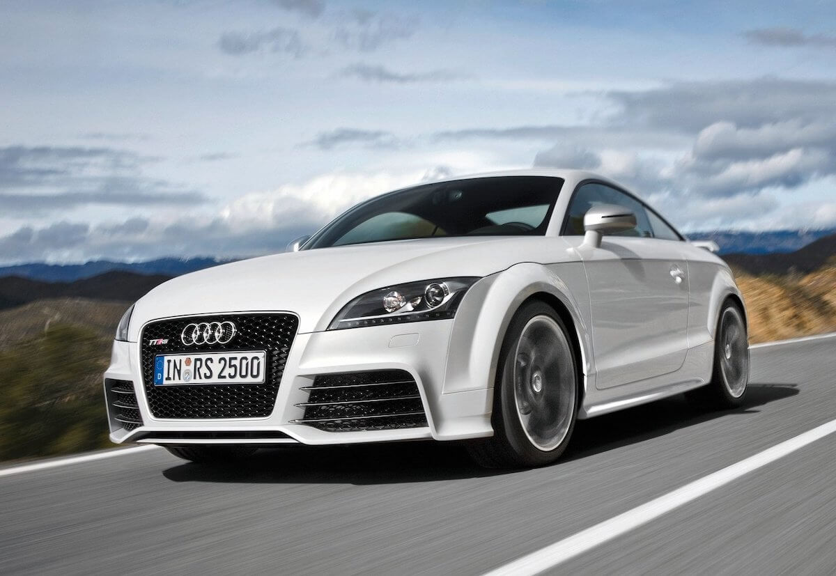 Audi TT-RS front driving
