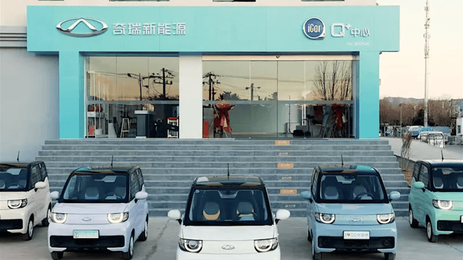 Lineup of mini SUV EVs from China