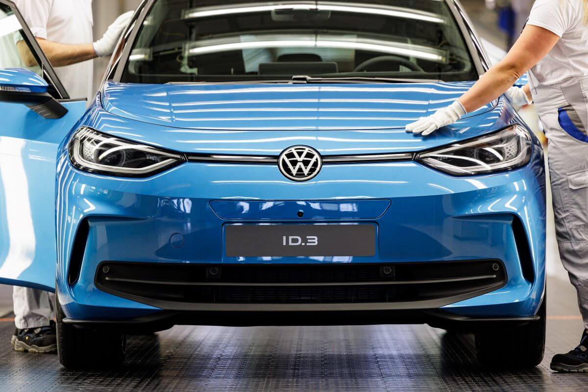 A Volkswagen ID.3 undergoing final inspection, similar to the practice of benchmarking