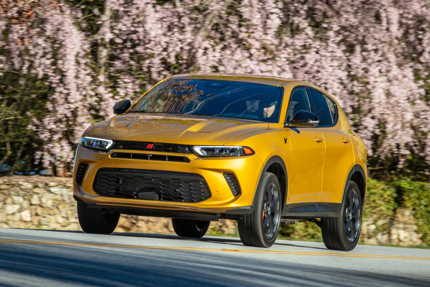 This compact SUV is the 2023 Dodge Hornet GT