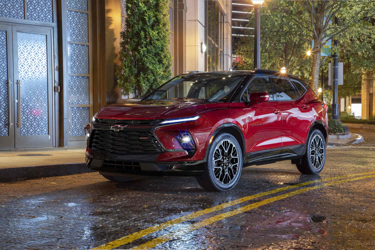 This 2023 Chevrolet Blazer is a midsize SUV