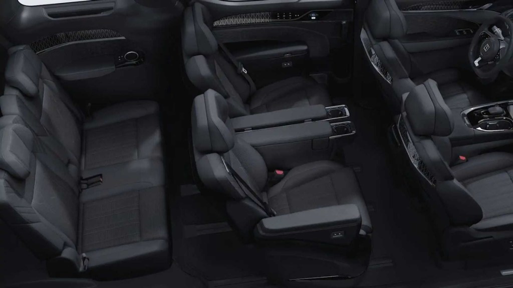 2023 Zeekr 009 minivan black interior 3-row