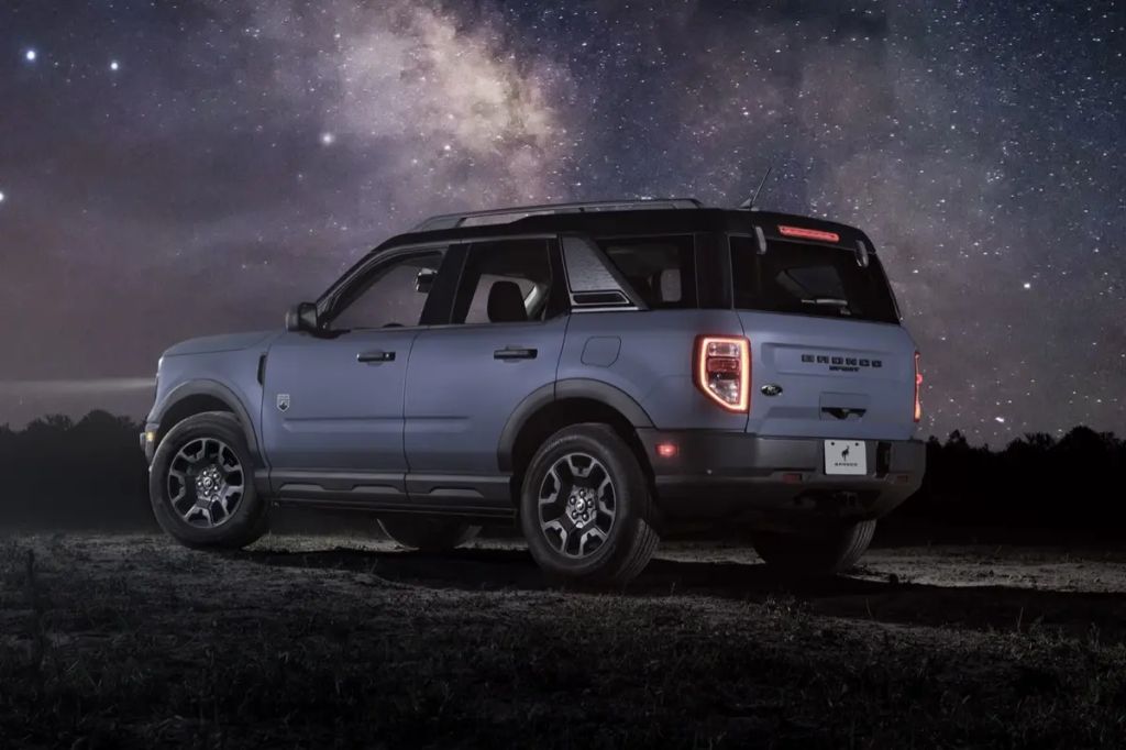 2024 Ford Bronco Sport Black Appearance package in night shot