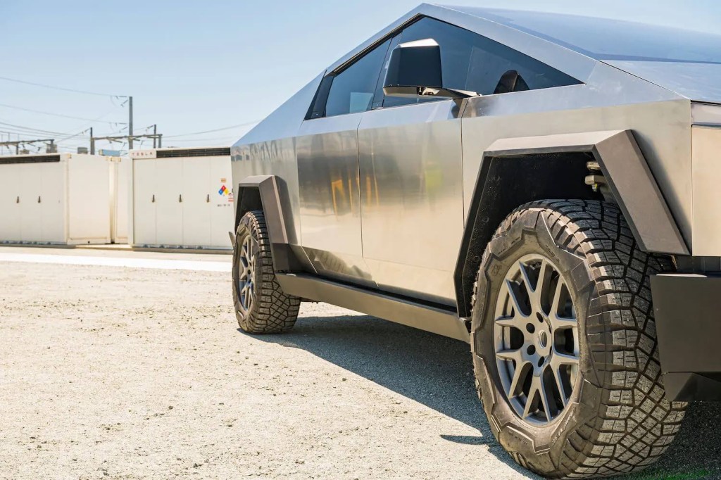 Closeup of the new rims on an entry-level 2024 Tesla Cybertruck priced around $49,990/