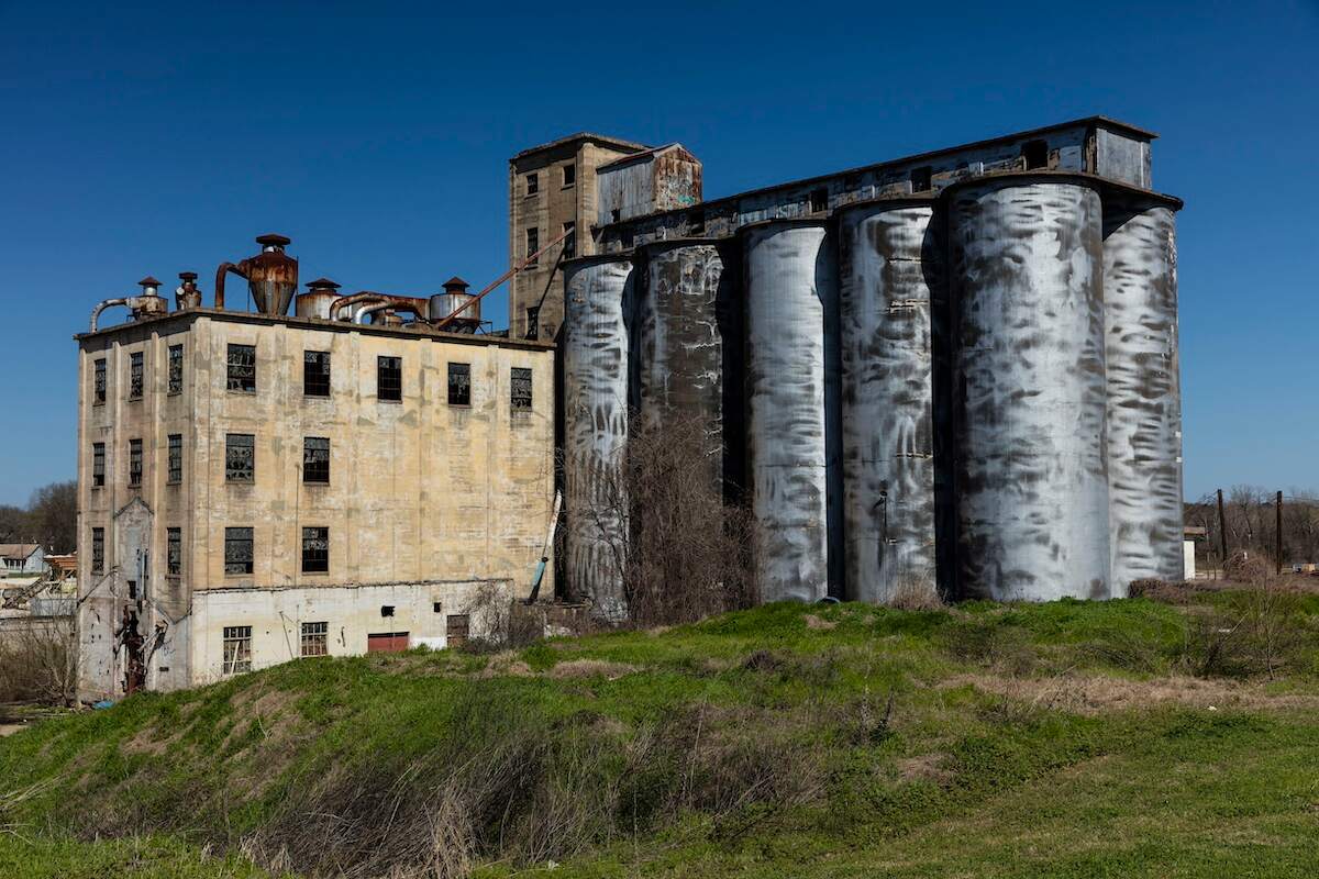 Texas haunted roads; abandoned feed mill and grain silos - Marshall, Texas