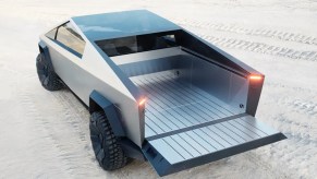 2024(?) Tesla Cybertruck with tailgate open