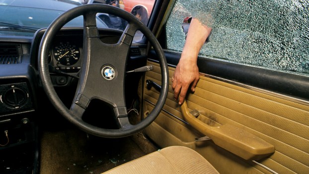 5 Important Car Theft Prevention Tips In 2023