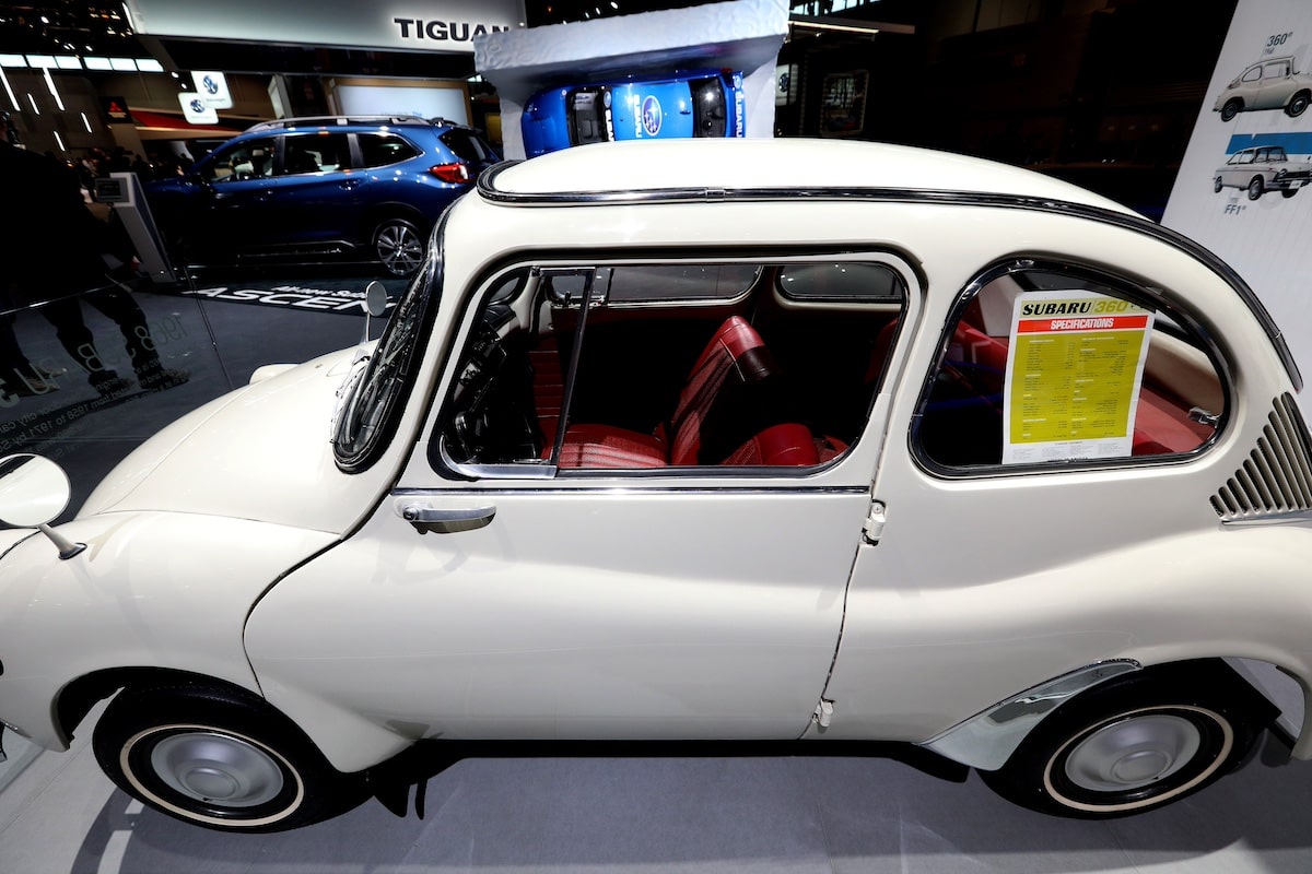 1968 Subaru 360 profile view