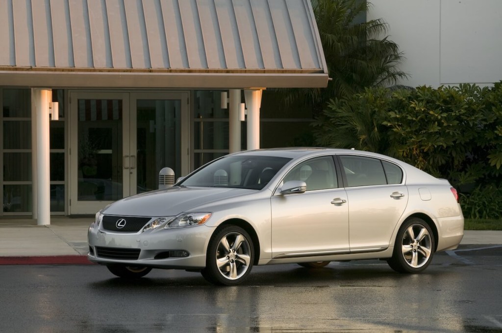A front view of the 2008 Lexus GS 350