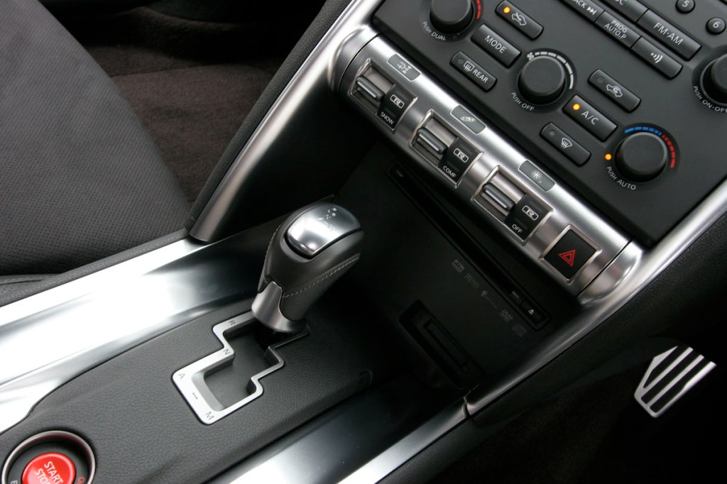 The shifter in the 2009 Nissan GT-R
