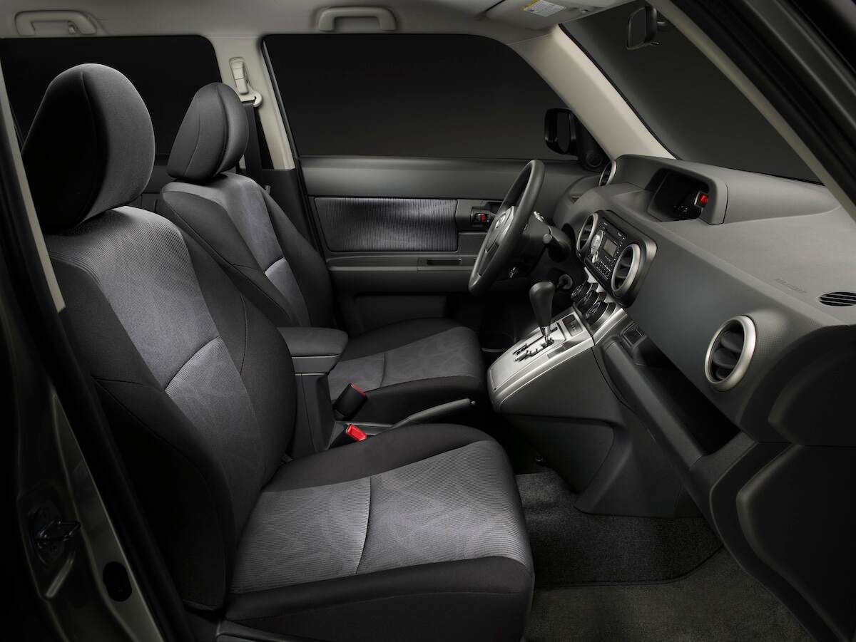 2011-2012 Scion xB front interior
