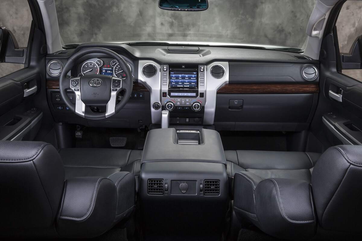 2017 Toyota Tundra Limited interior