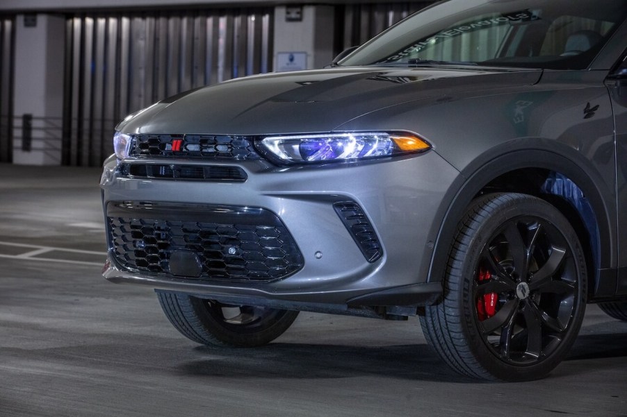 The front grille of a gray 2023 Dodge Hornet.
