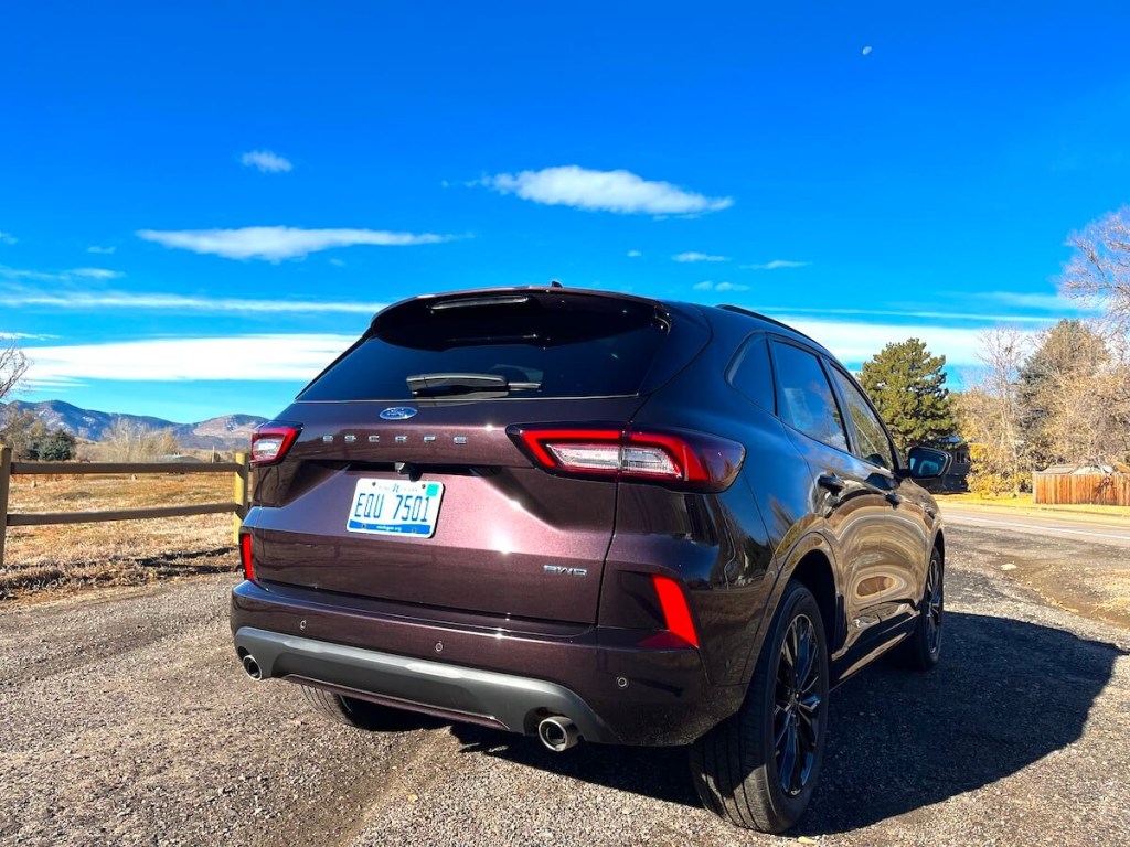 A rear view of the 2023 Ford Escape ST-Line 