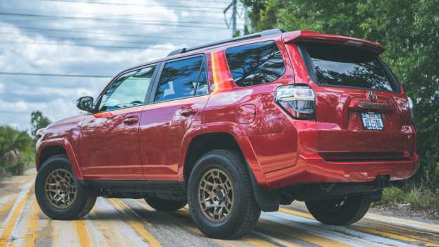 Timeless Toyota 4Runner Secures Reliability Award: Aged to Perfection