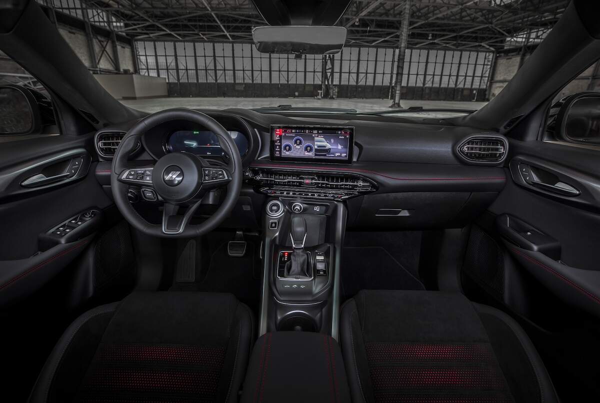 2024 Dodge Hornet interior