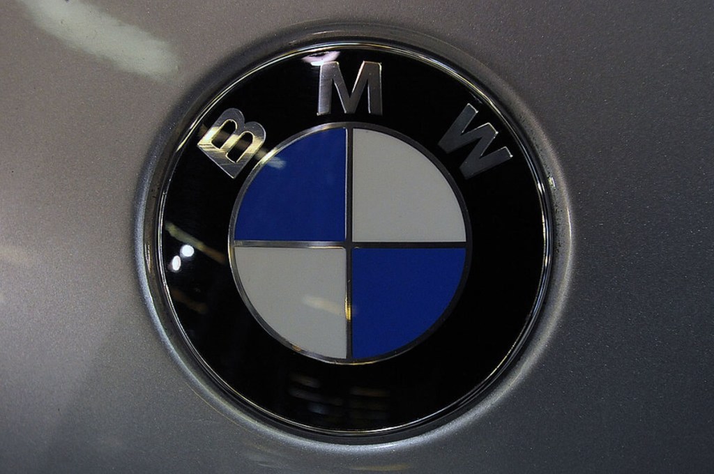 Matthew Perry had a Z8, like this one with a closeup shot of its BMW badge.