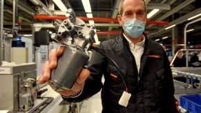 A windshield wiper motor modified to run an oxygen (O2) respirator sensor built in a SEAT automobile factory