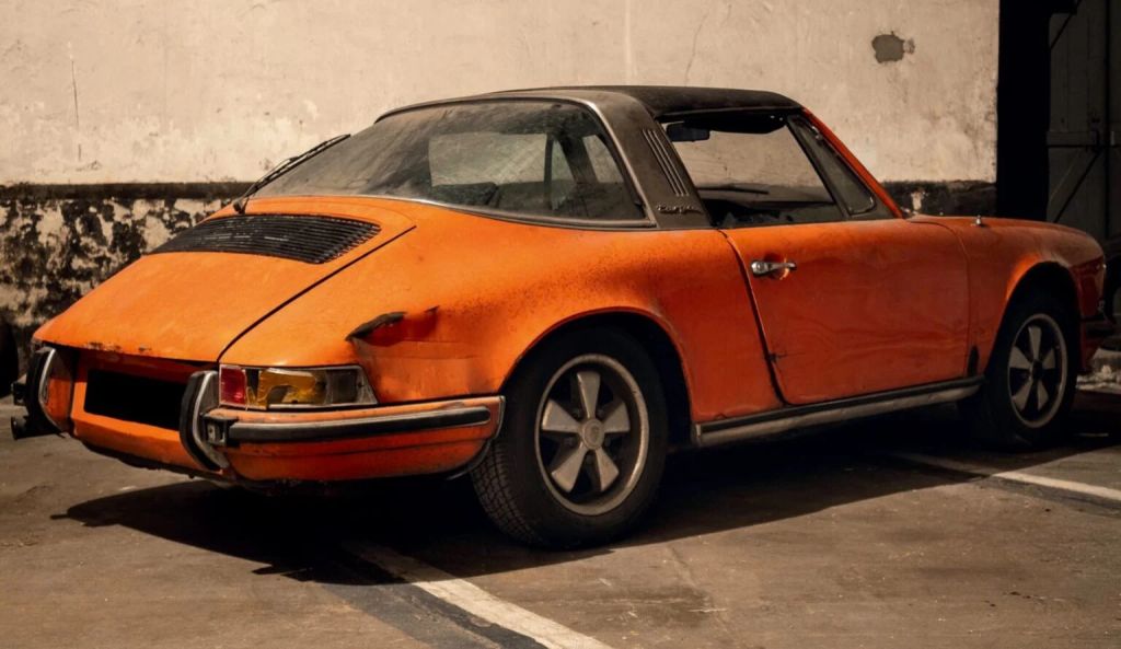 Porsche 911 Targa Garage Find