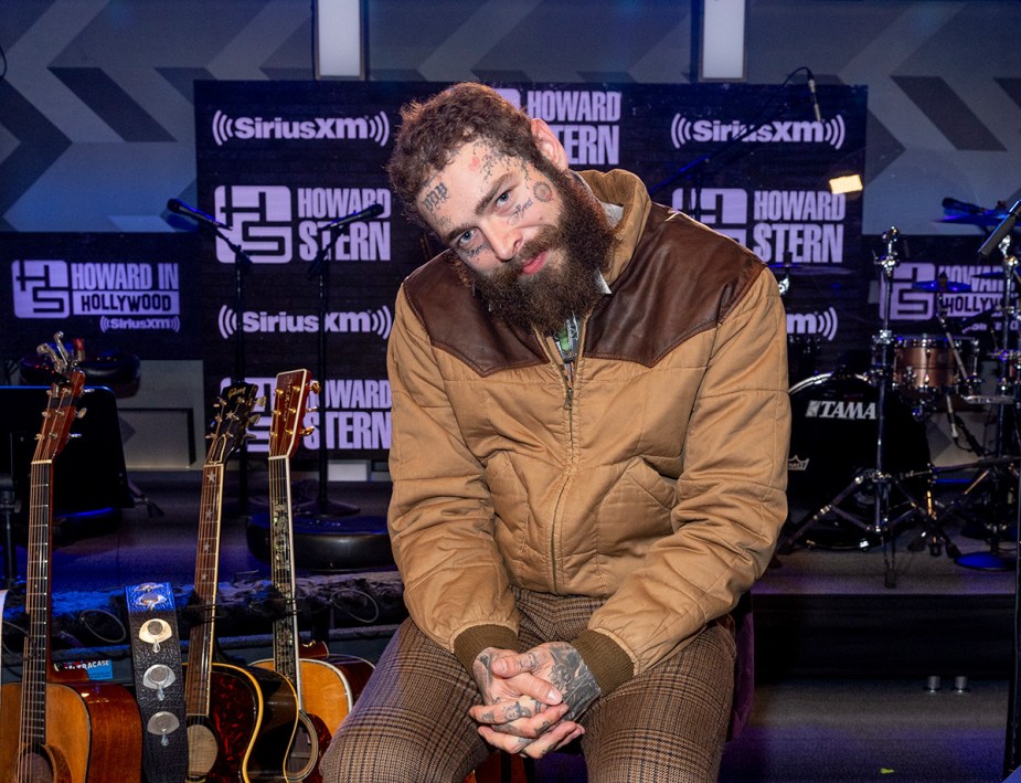 Post Malone visits SiriusXM's 'The Howard Stern Show' at SiriusXM Studios on October 17, 2023 in Los Angeles, California