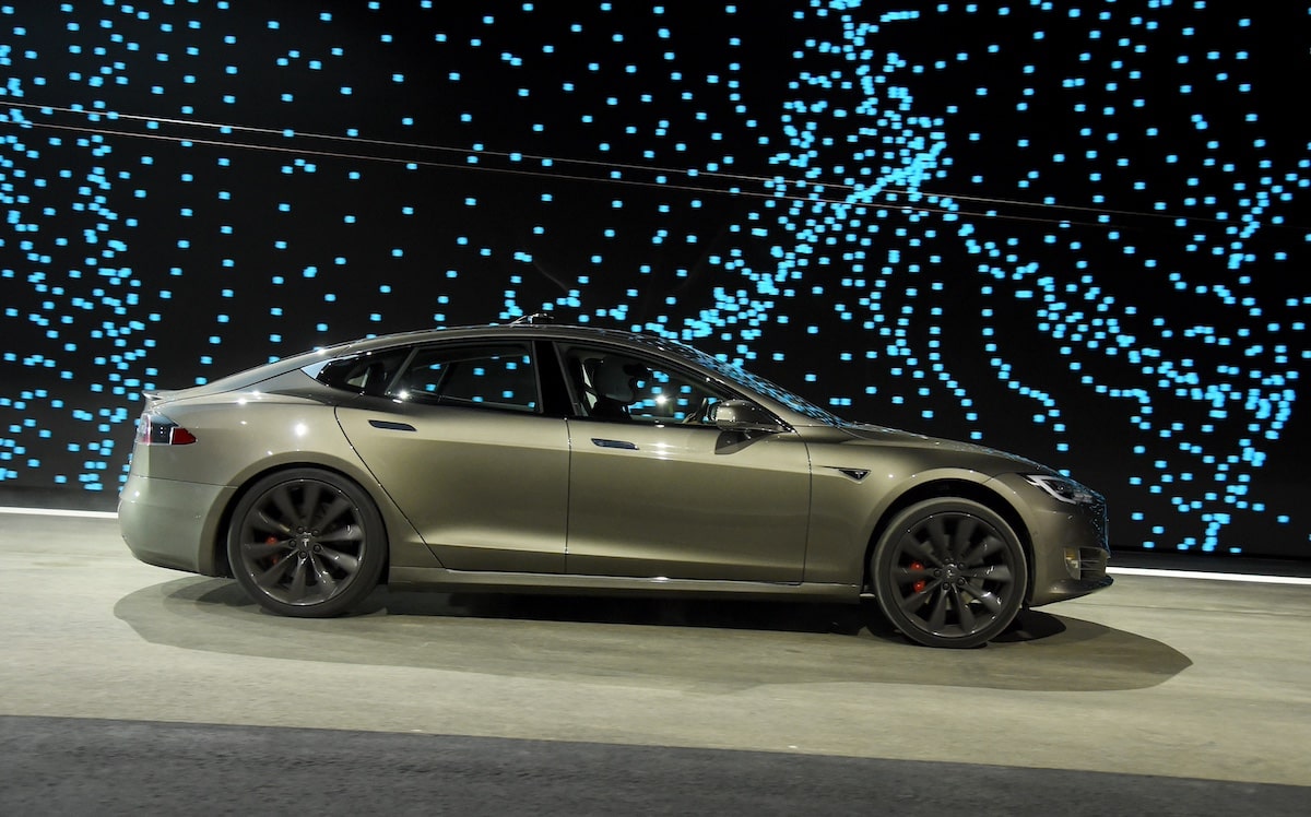 Tesla Model S in Ludicrous Mode