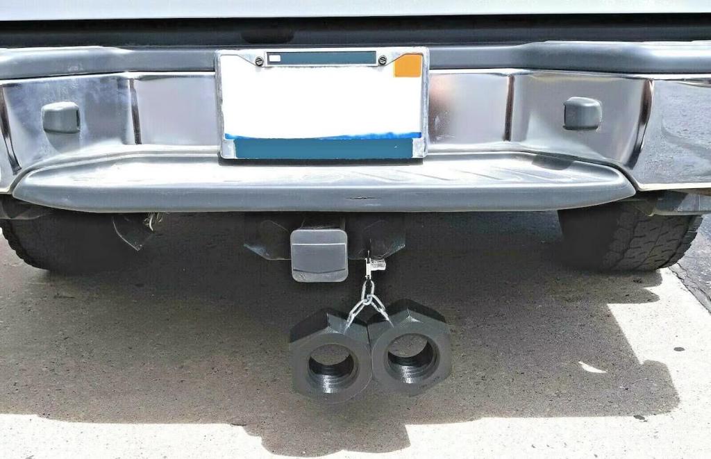 Is It Illegal to Hang Balls From Your Pickup Truck Trailer Hitch?