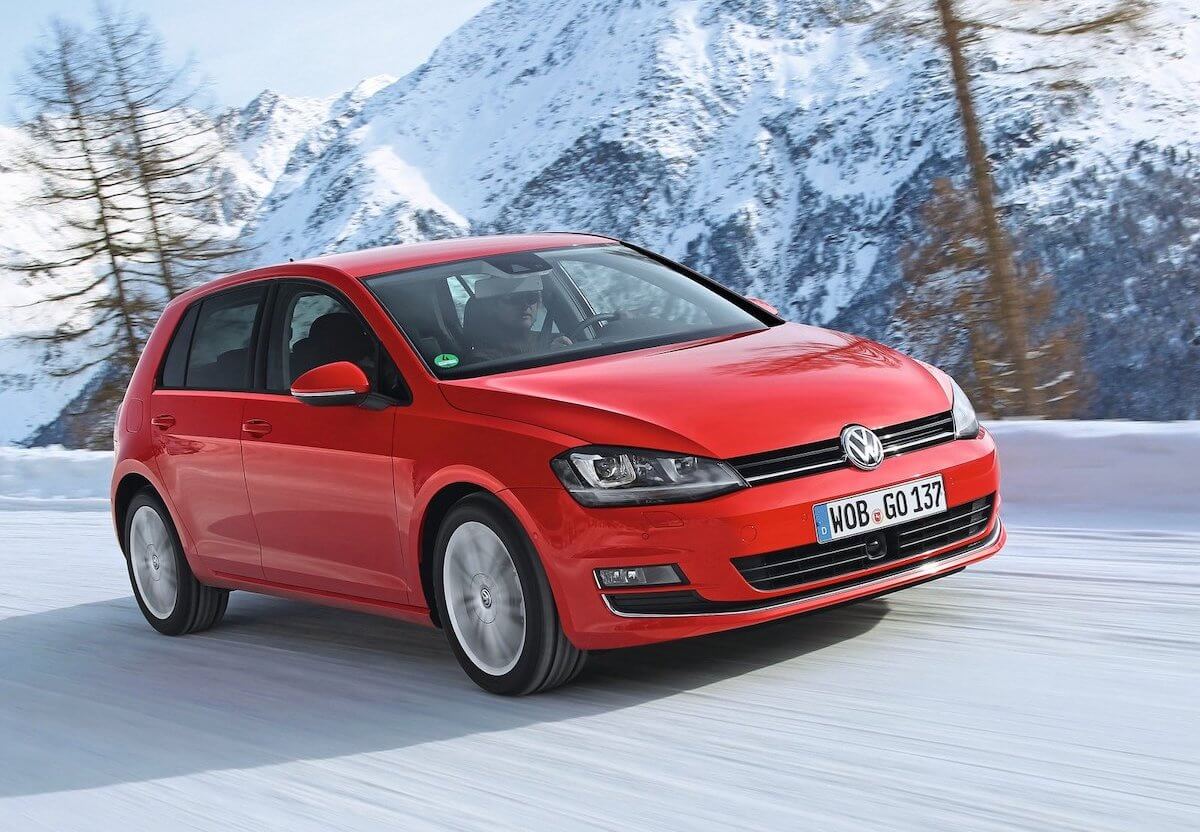 2014 Volkswagen Golf in the snow