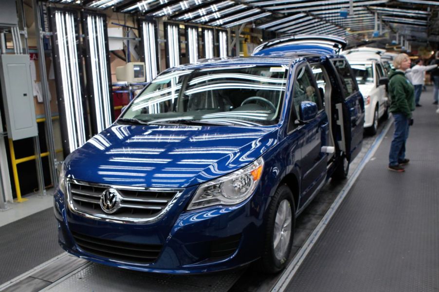 A Volkswagen Routan minivan being assembled.