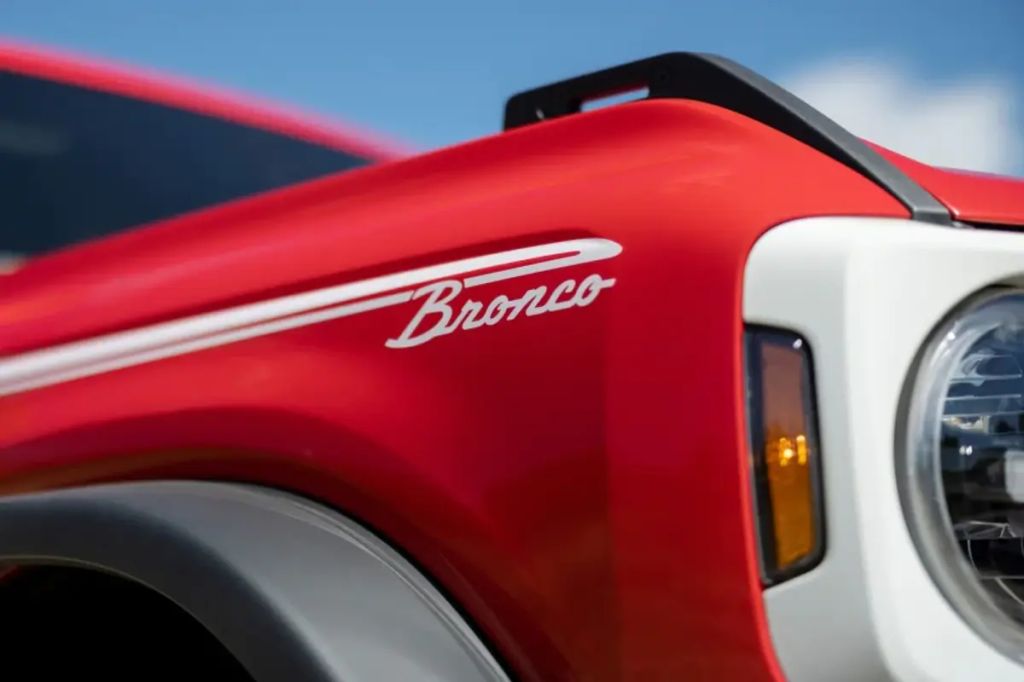 2023 Ford Bronco Heritage close up