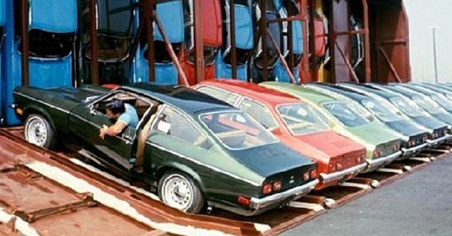 Loading a Vert-A-Pac with Chevy Vegas