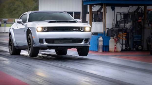 What’s the Difference Between a Dodge Challenger and a Dodge Charger?