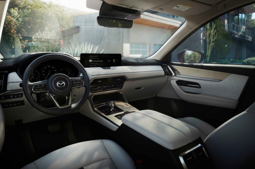 2024 Mazda CX-90 interior