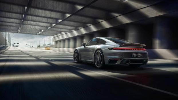 This 1 American Muscle Car Will Out-Brake a Porsche 911 Turbo S