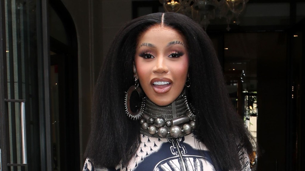 Cardi B does not have a driver's license 