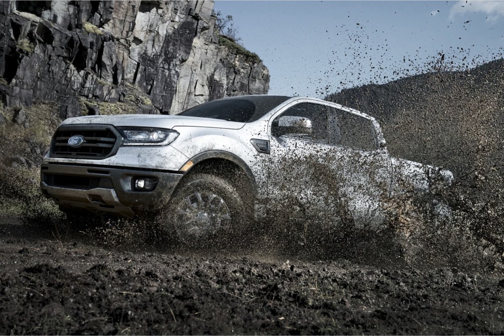 The 2023 Ford Ranger kicking up dirt